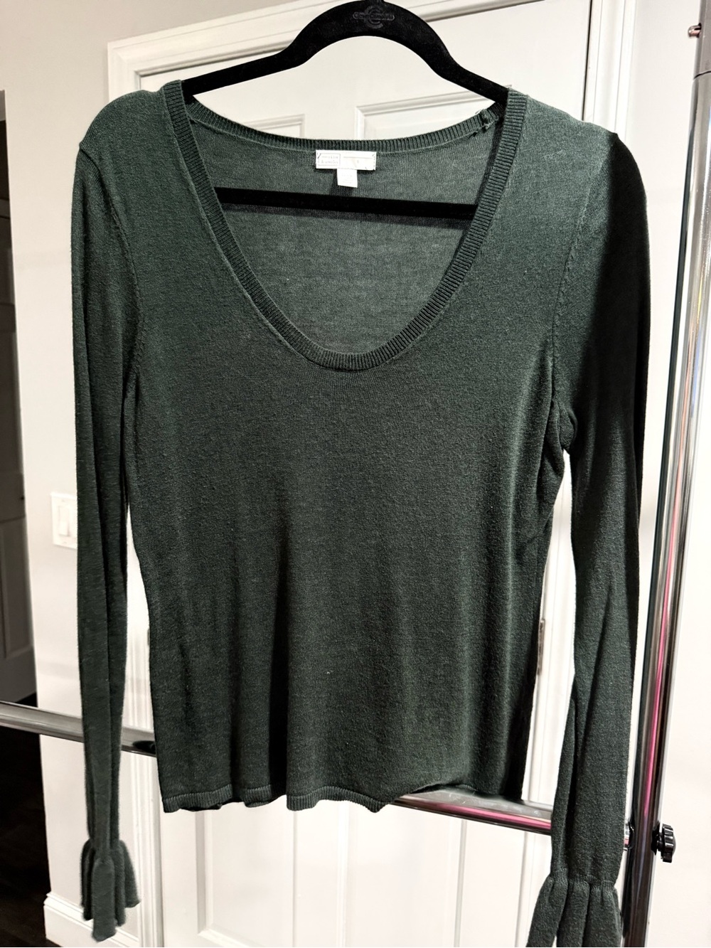 14th & Union Dark Green Scoop Neck Long Sleeve Top